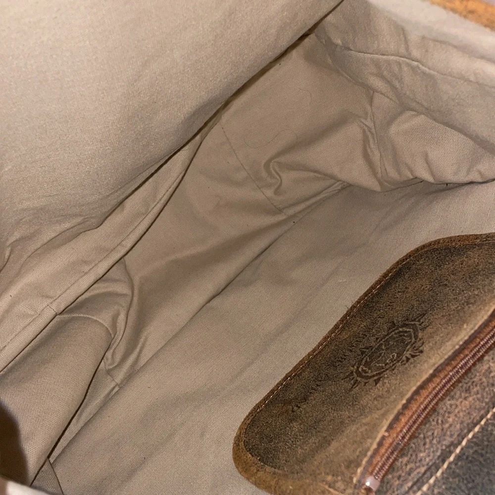 The Territory Ahead laptop/messenger/book bag or a masculine murse. B8